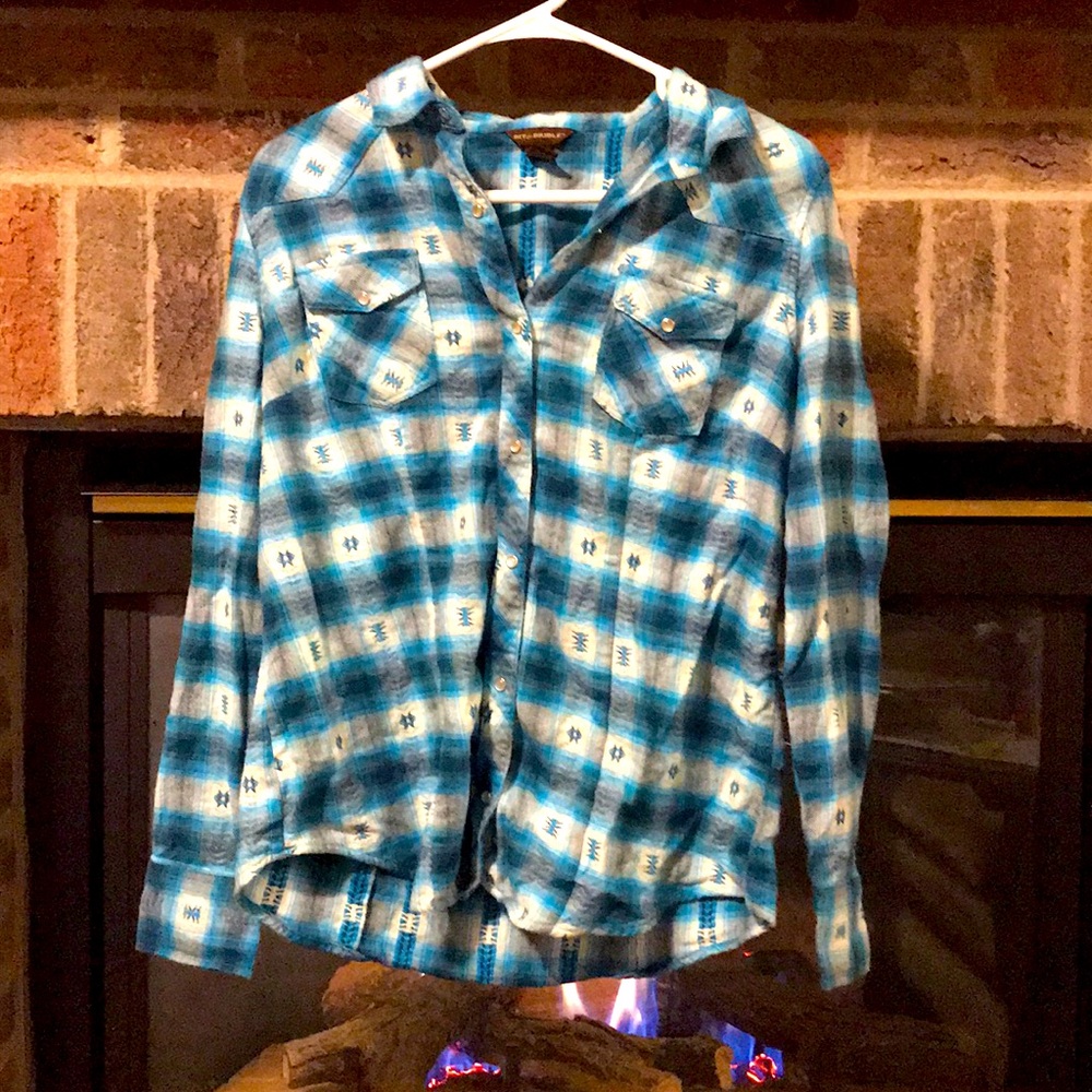 NEVER WORN Juniors long sleeve flannel shirt
